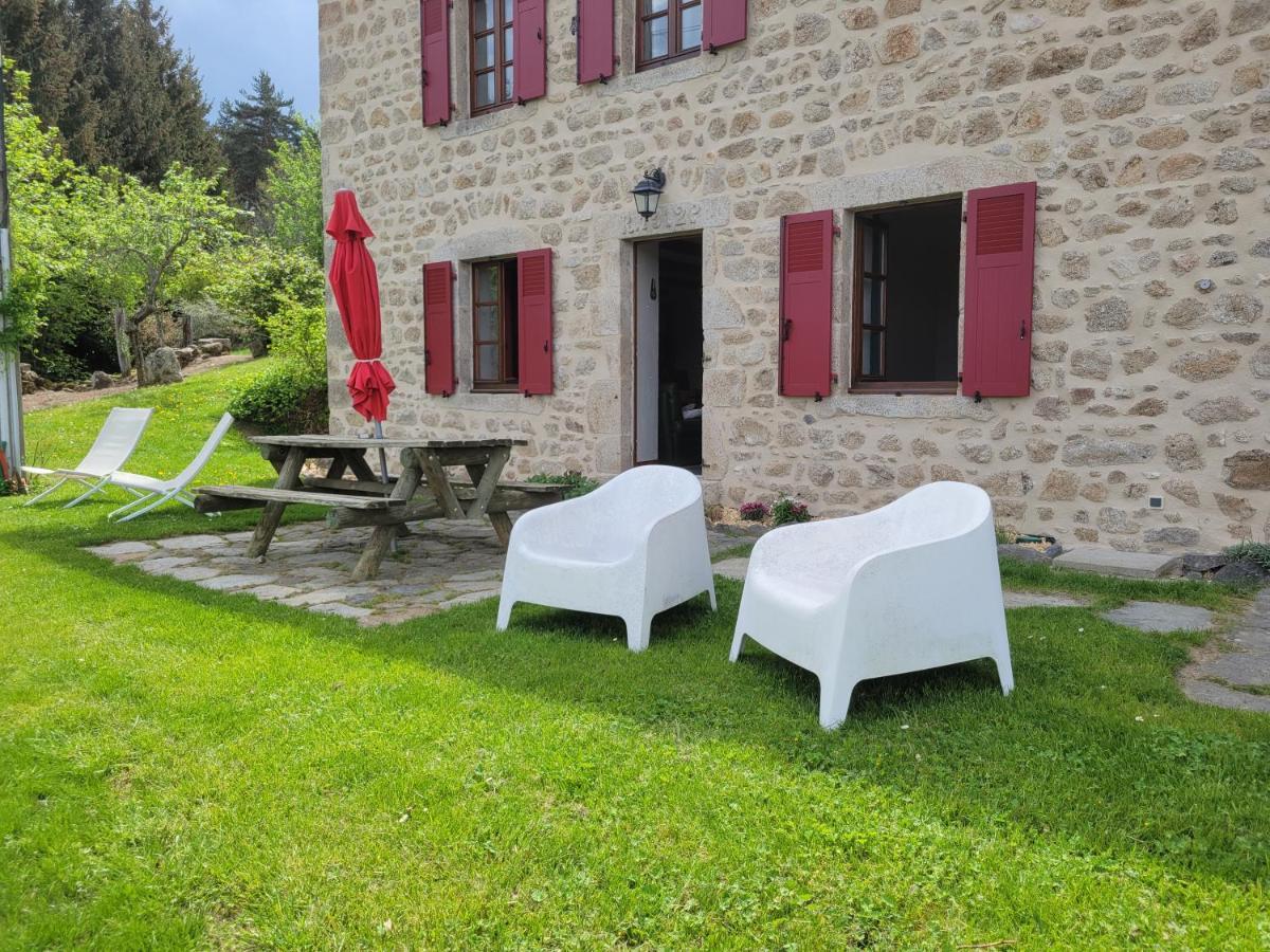 Se Reconnecter A La Nature Au Gite 3 Etoiles De Montager A Saint Andre De Chalencon Exterior photo