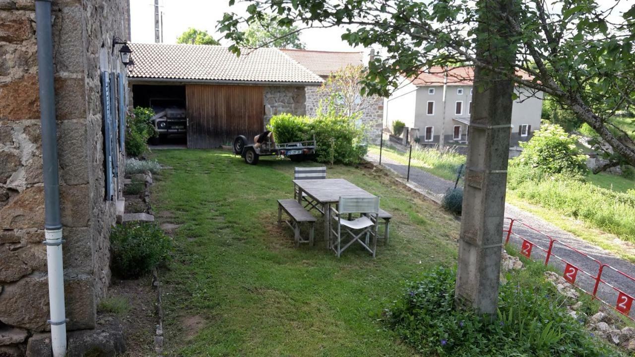Se Reconnecter A La Nature Au Gite 3 Etoiles De Montager A Saint Andre De Chalencon Exterior photo
