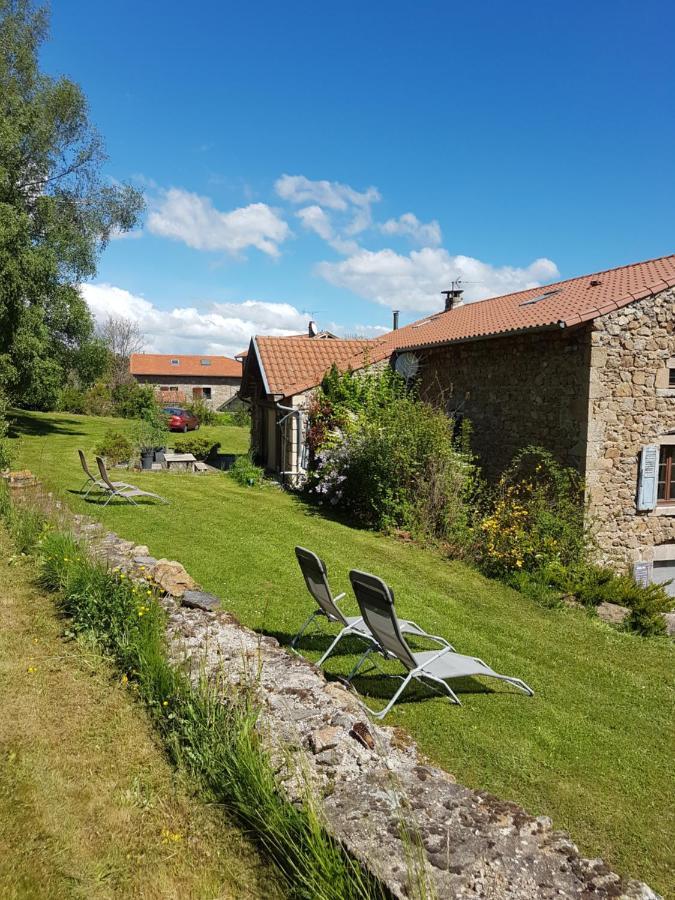 Se Reconnecter A La Nature Au Gite 3 Etoiles De Montager A Saint Andre De Chalencon Exterior photo